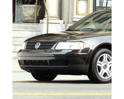 Купить Бампер передний в цвет кузова Volkswagen Passat B5 (1996-2000) в Казани