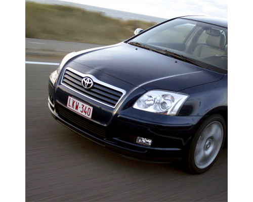 Заказать Бампер передний в цвет кузова Toyota Avensis 2 (2003-2006) дорестайлинг в Казани